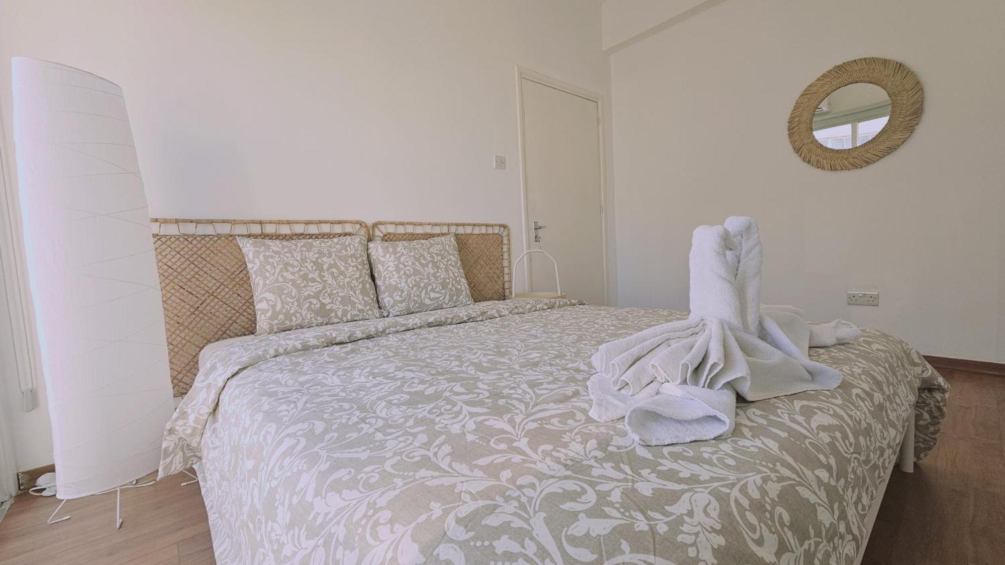 Life Ii Apartment