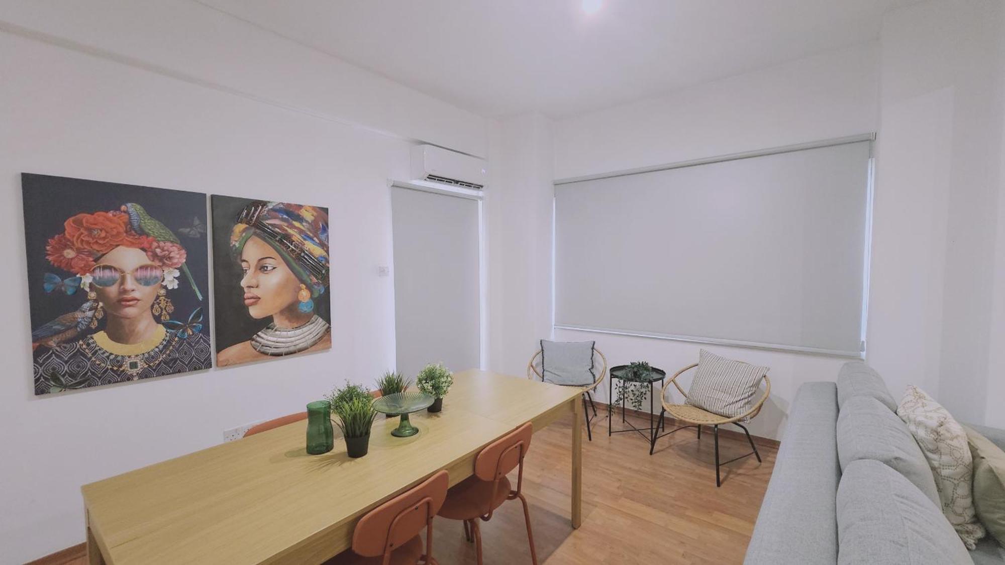 Apartment Life Ii *
